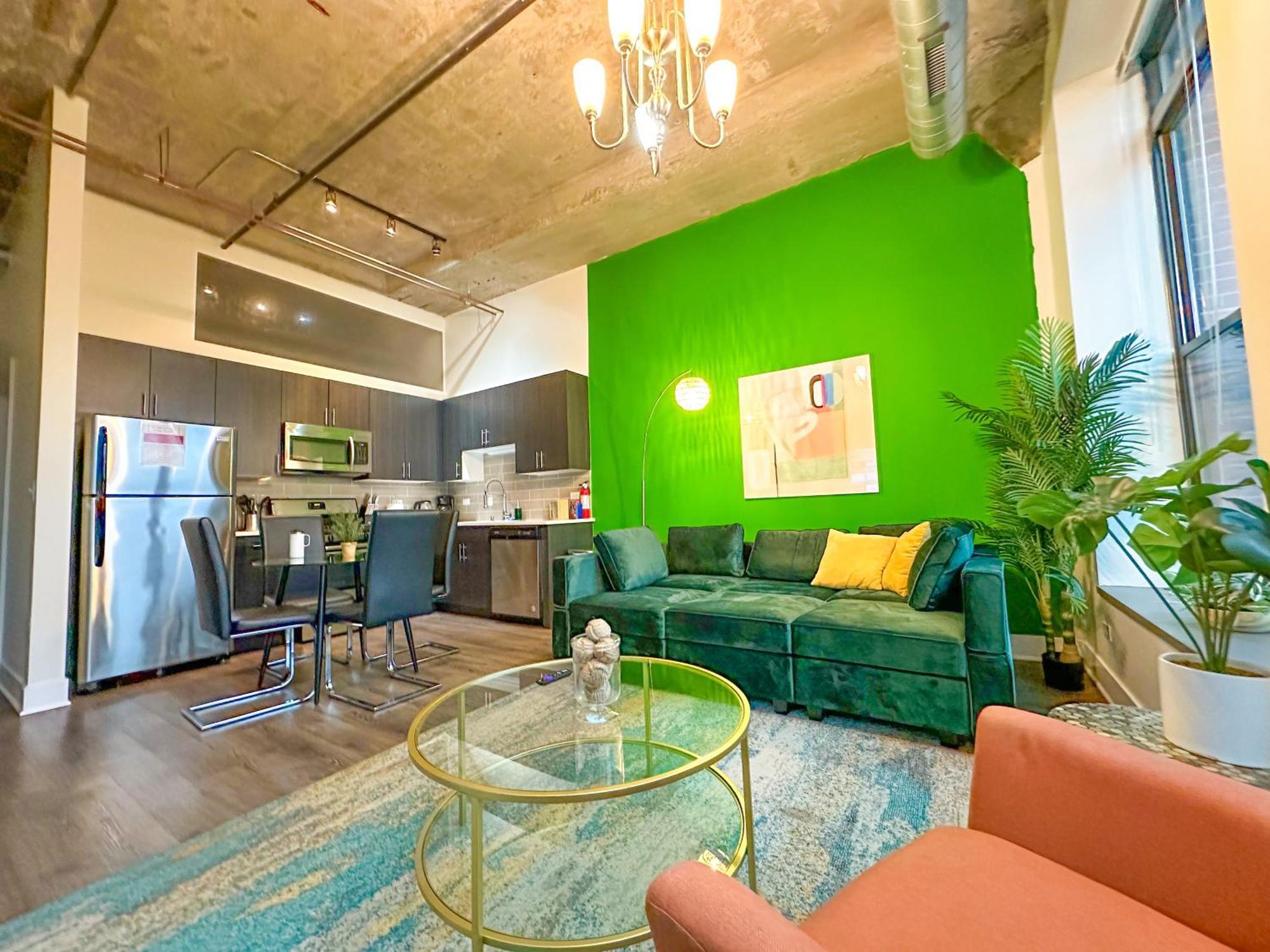 Cozy 2Br Chicago Apartment With Optional Parking And Gym Access Near Field Museum, Lakefront & Mccormick Place Apartment *