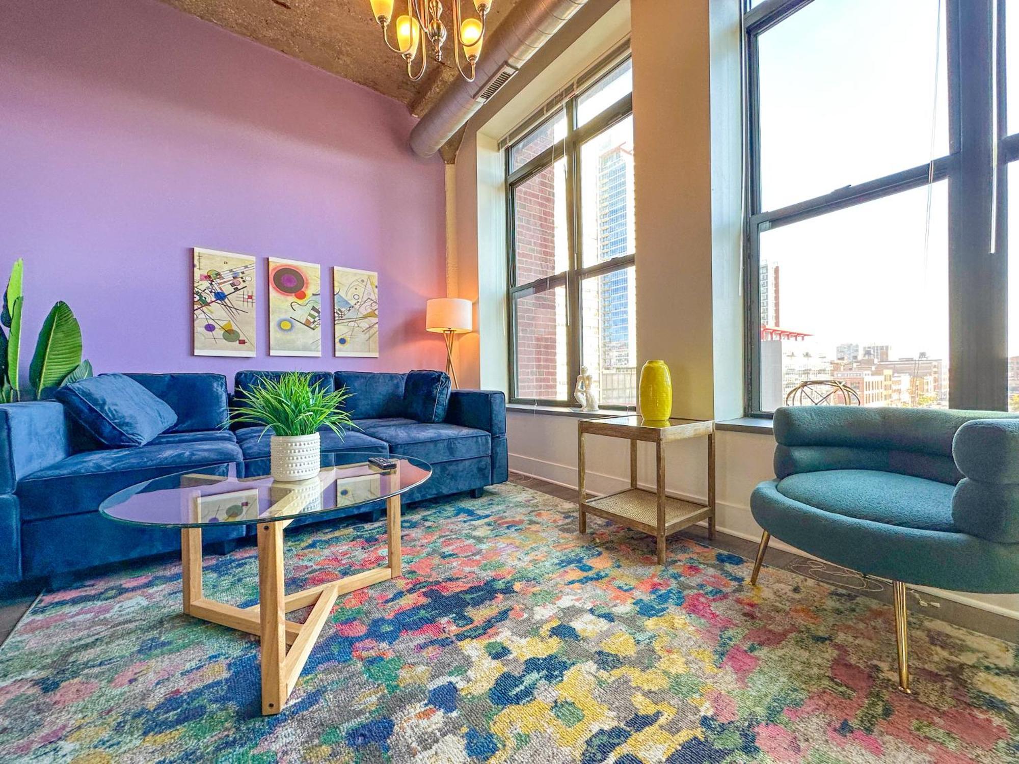 Modern And Bright 2Br On Michigan Ave With Optional Parking And Gym Access Near Soldier Field & Grant Park
