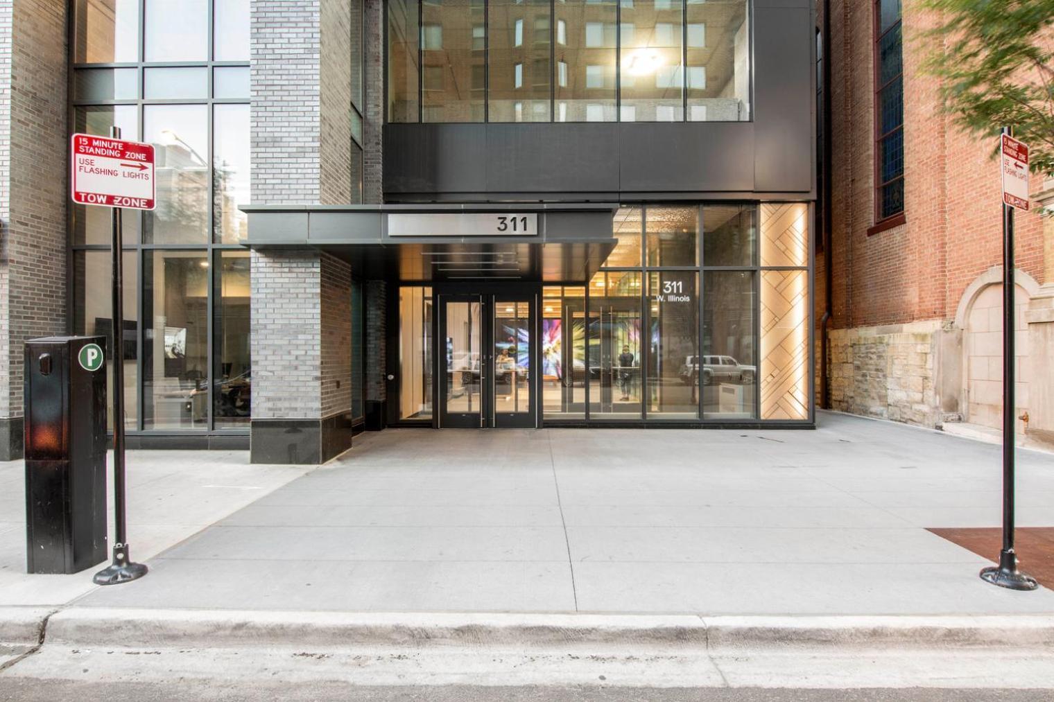 Apartment River North 1br W Gym Pool Roof Nr Riverwalk Chi-818