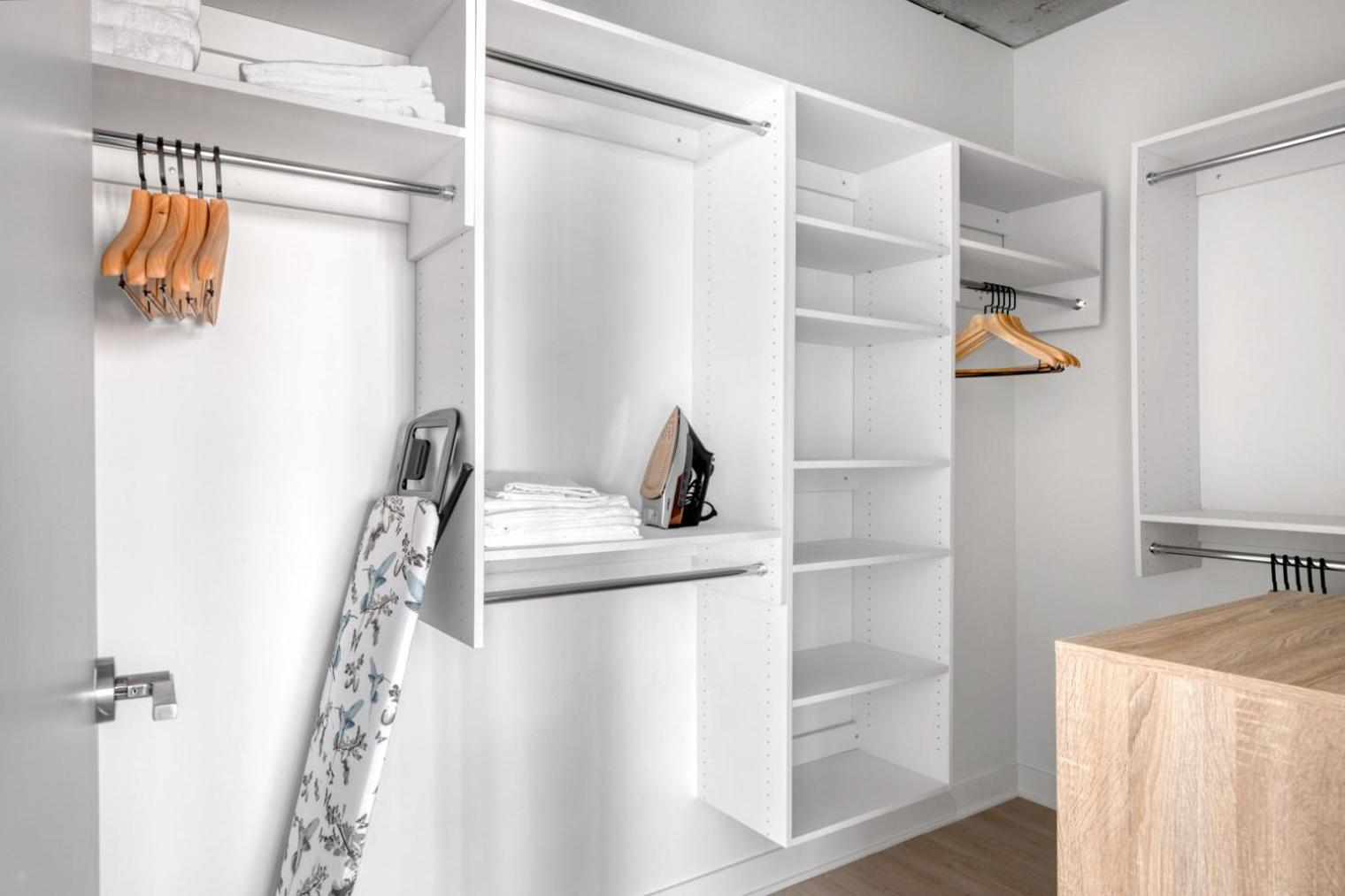 River North 1br W Gym Pool Roof Nr Riverwalk Chi-818 * Chicago