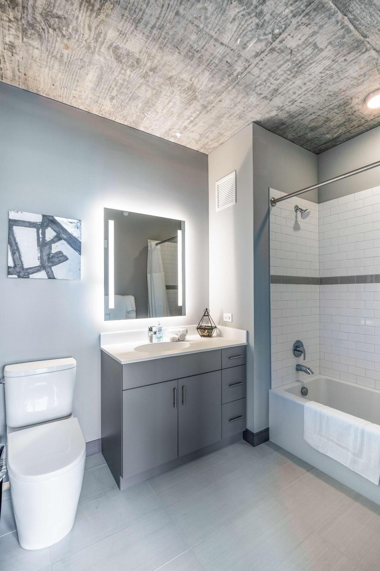 New Sleek 2br - Perfect Blend Of Comfort & Style In * Chicago