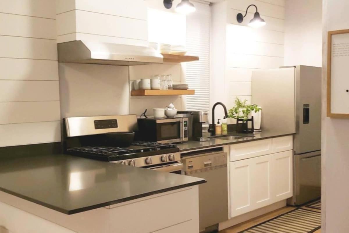 Appartement Modern 2br With Patio & Cozy Space *