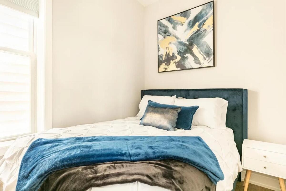 Chic Fully Furnished Chicago