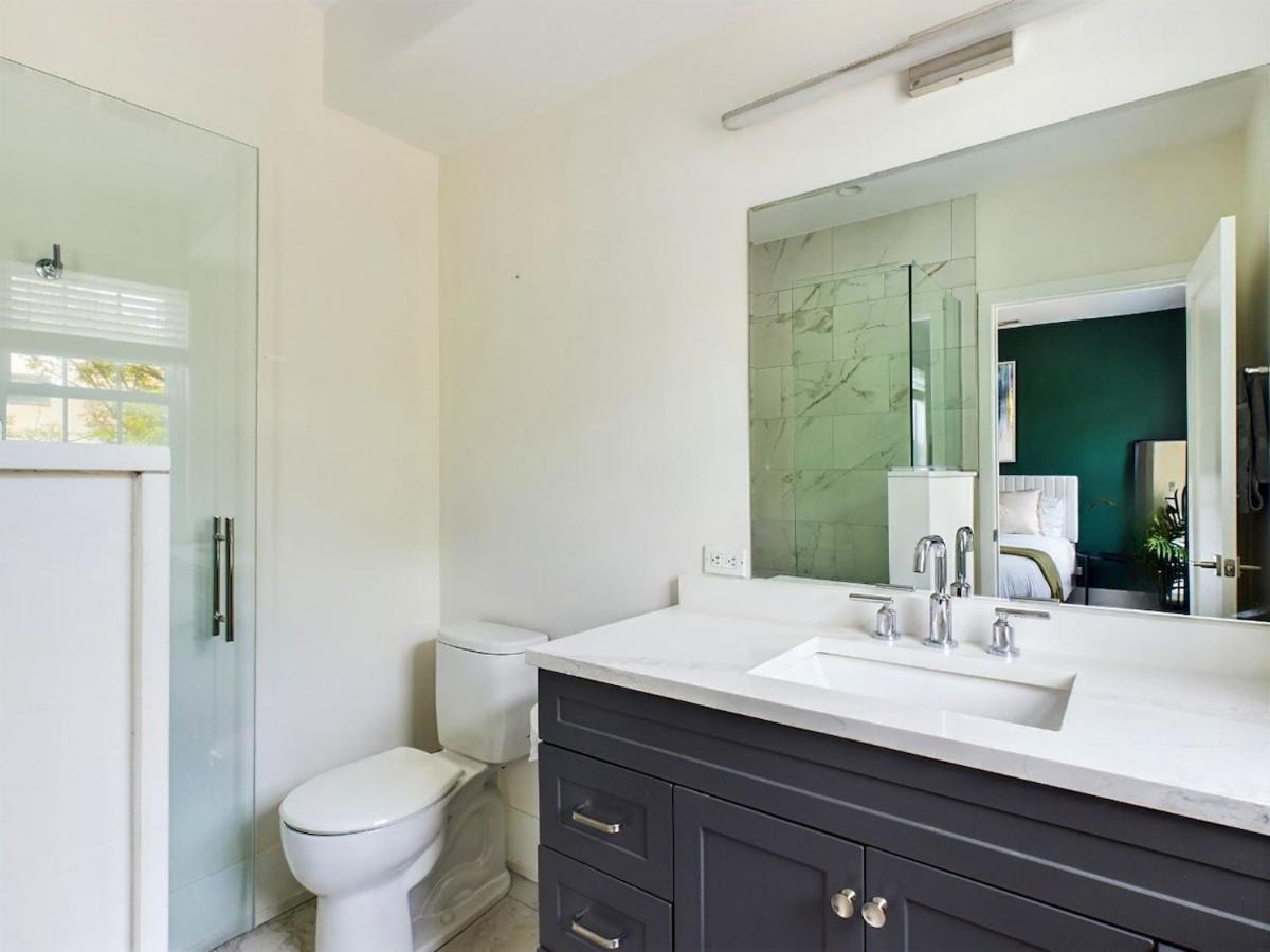 The Retreat Just 10 Mins From Bulls Arena Holiday home *