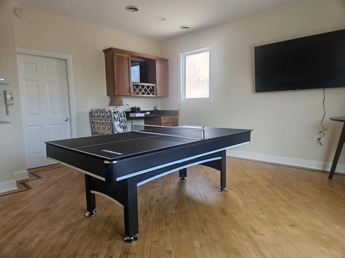 Luxe 4br With Hot Tub & Game Holiday home