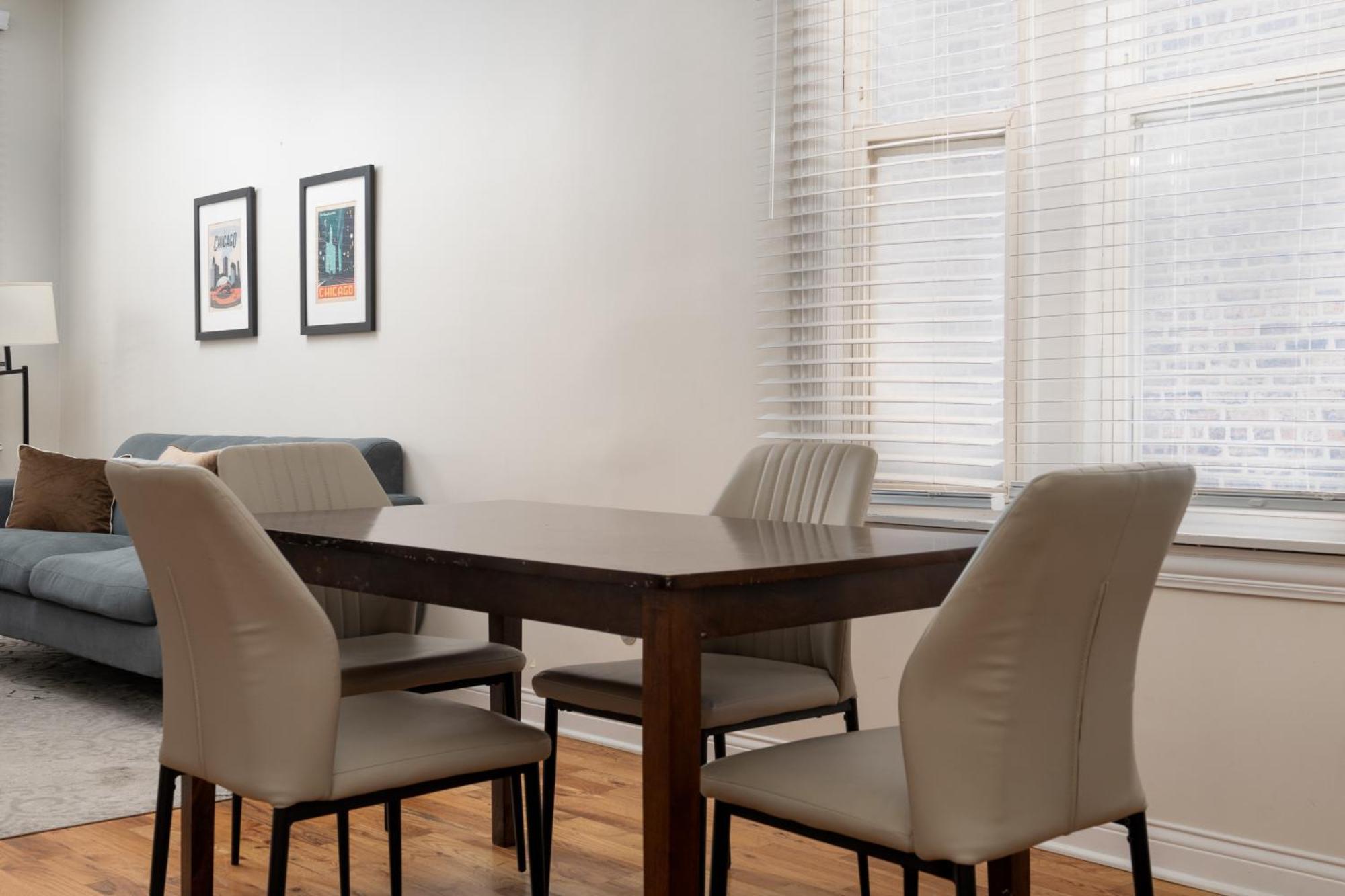 Apartment Flexhome Wicker Park 3br Dv2