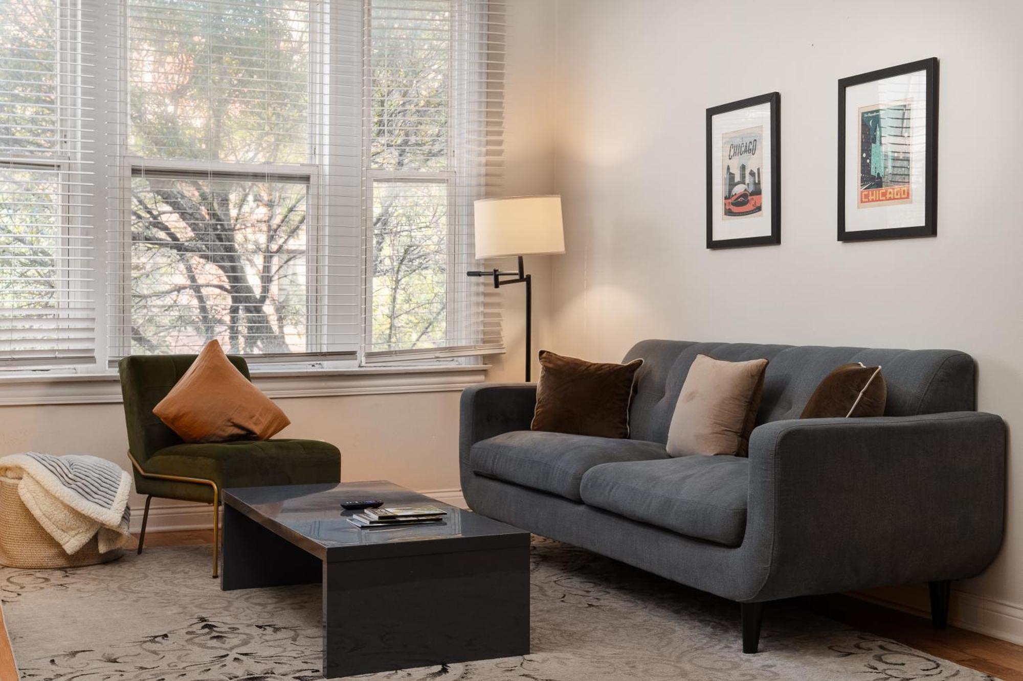 Flexhome Wicker Park 3br Dv2