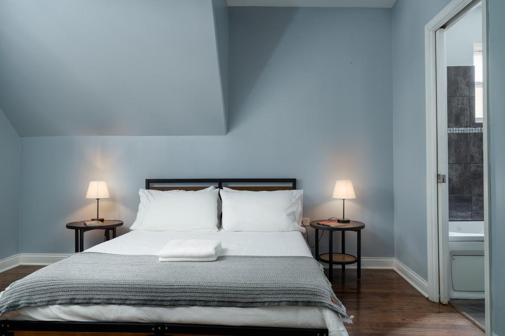 Apartamento Logan Square Penthouse S3 - With Parking And Patio *