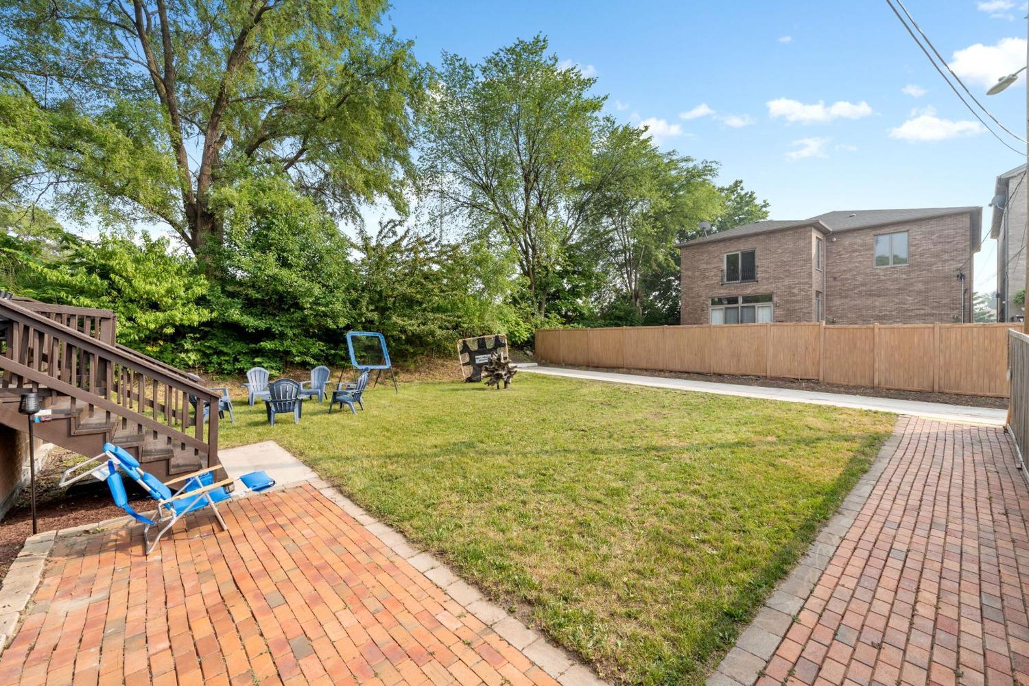 Holiday home Spacious Luxury Retreat 8 Bed Oasis With 6 Baths *