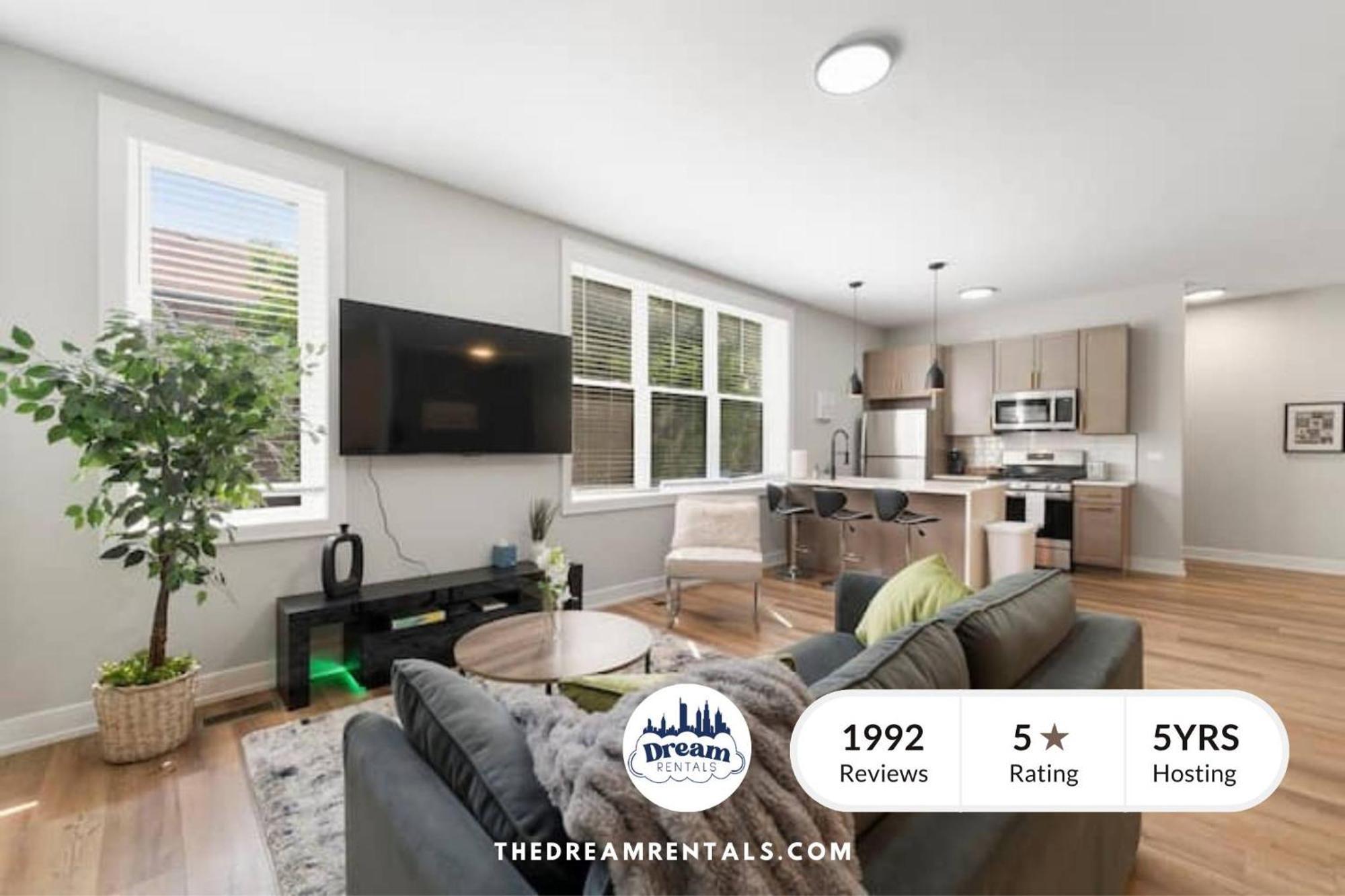 2 Bed & 3 Bath Apartamento Chicago