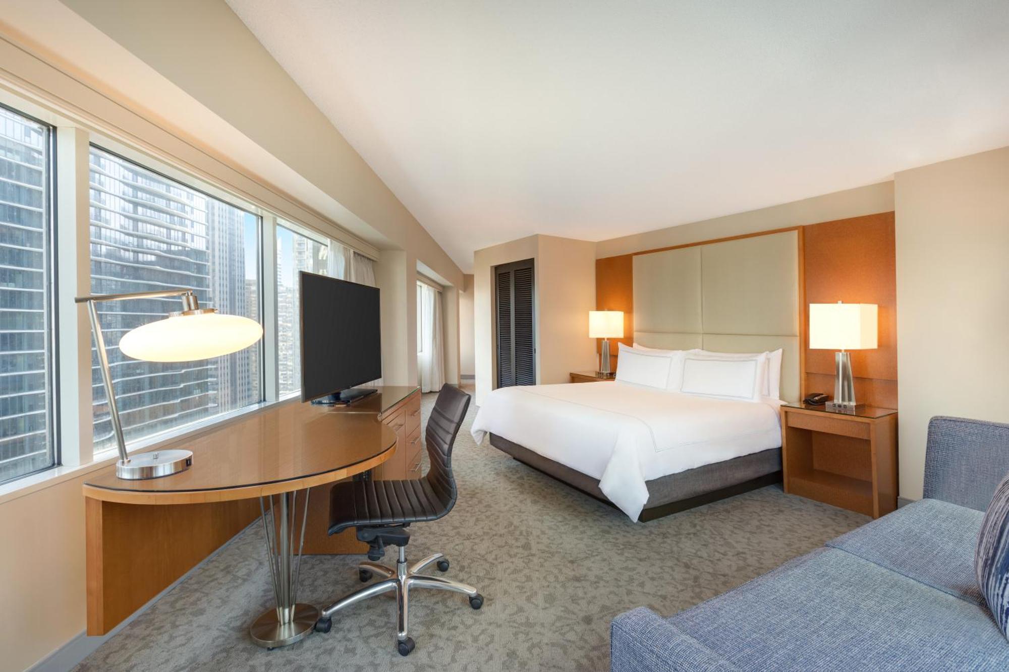 Swissotel Hotel 4*