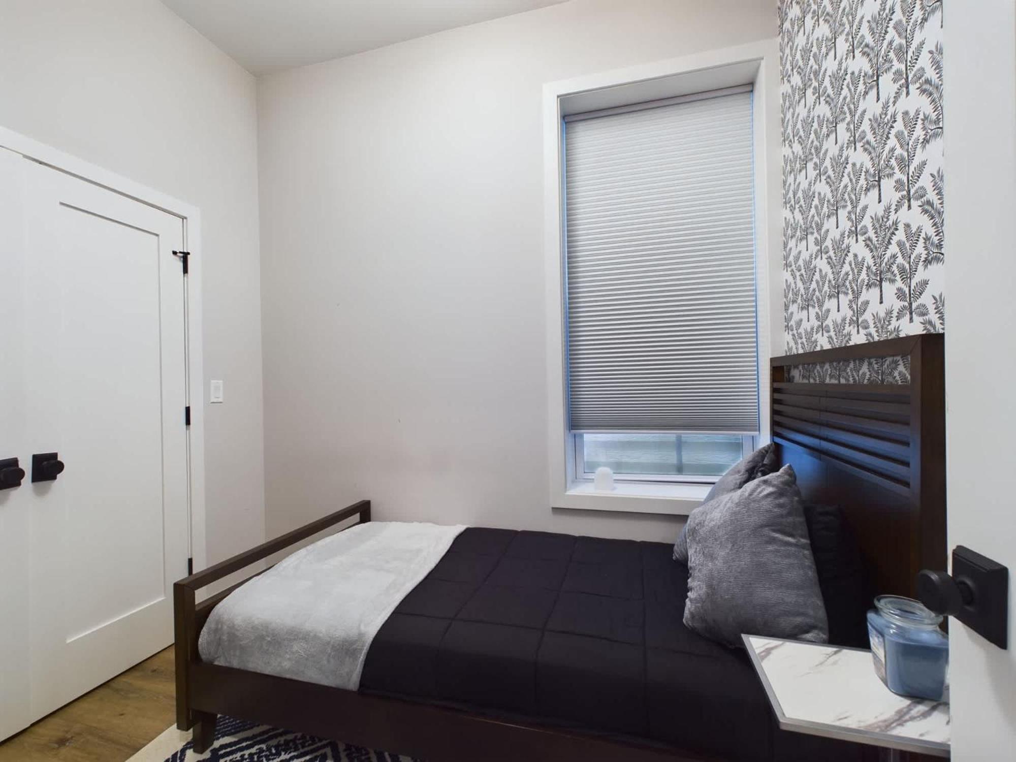 Apartment Bulls Tribute 2br In