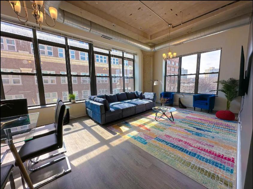 Family Friendly Spacious 3Br Suite Sleeps Up To 10 Guests With Optional Parking And Gym Access Near Mccormick Place And Soldier Field Apartment