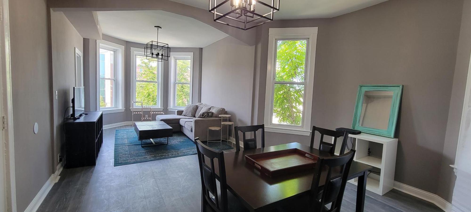 Chicago Avenue Inn *