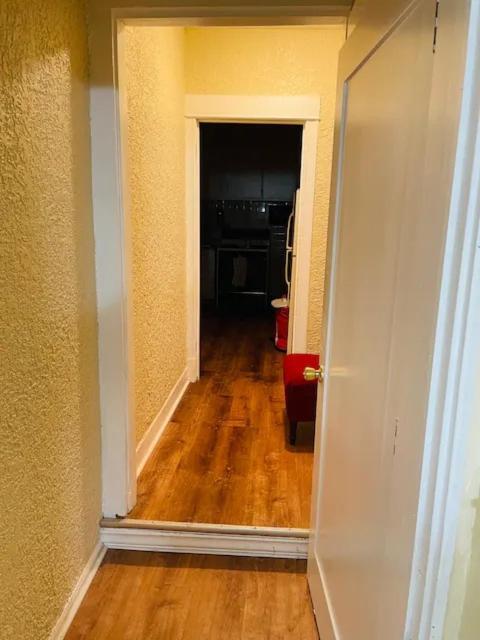 Exquisite Rogers Park 1 Bedroom, 1 Bath Near Evanston Appartement