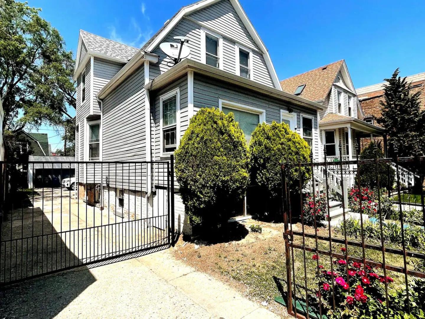Apartment Exquisite Rogers Park 1 Bedroom, 1 Bath Near Evanston *