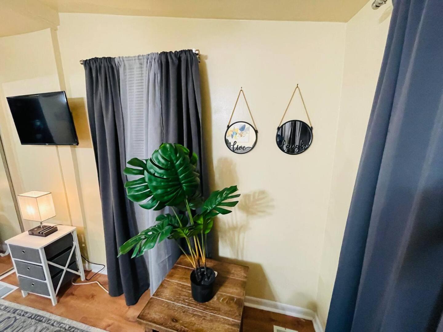 Exquisite Rogers Park 1 Bedroom, 1 Bath Near Evanston Appartement Chicago
