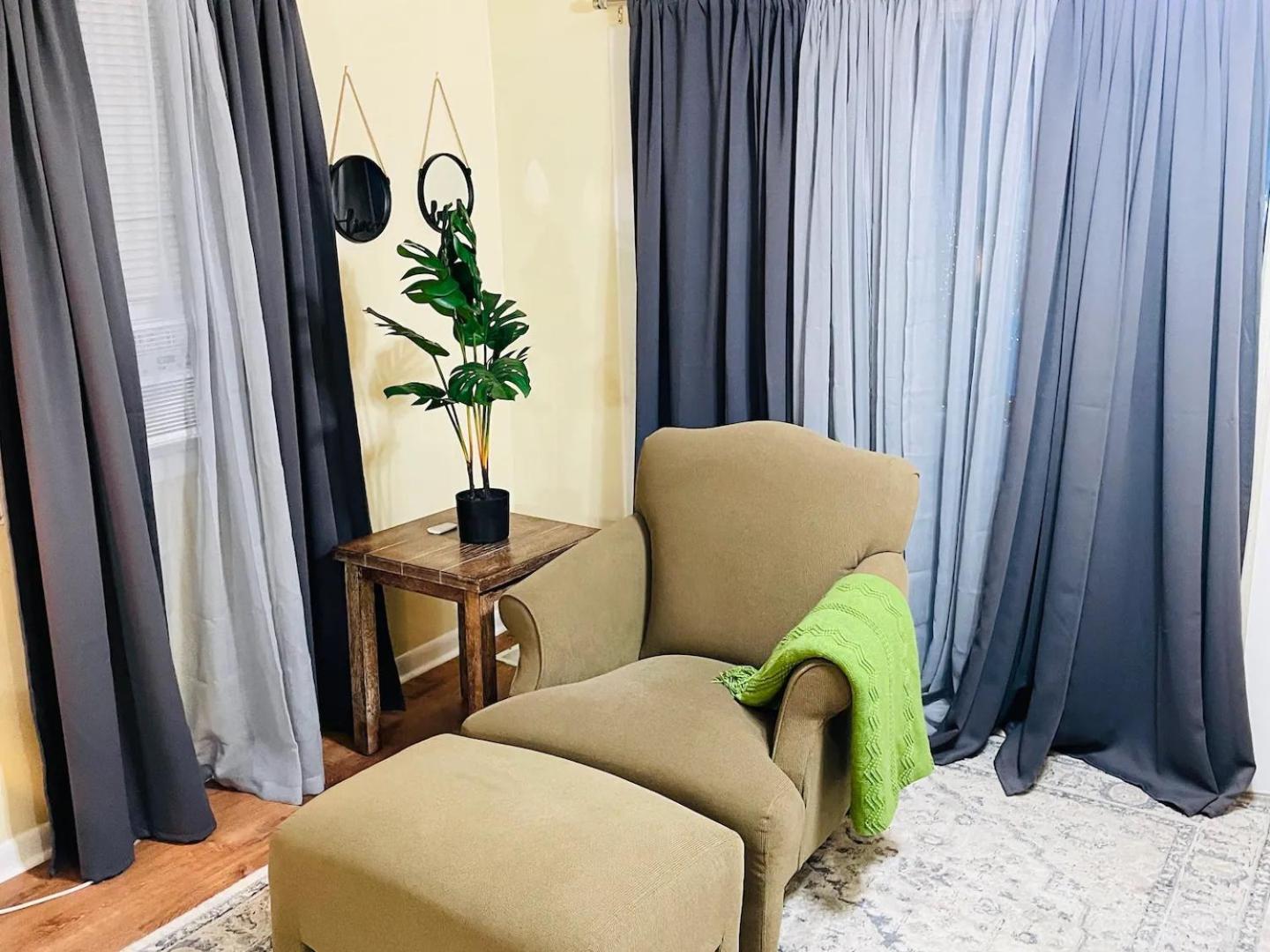 Exquisite Rogers Park 1 Bedroom, 1 Bath Near Evanston Appartement