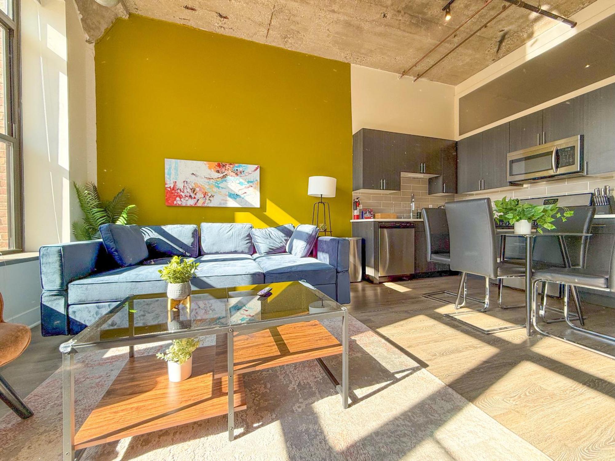 Mccormick Place 2Br Stylish Suite With Optional Parking And Gym For Up To 8 Guests Near Soldier Field And Grant Park Apartment *