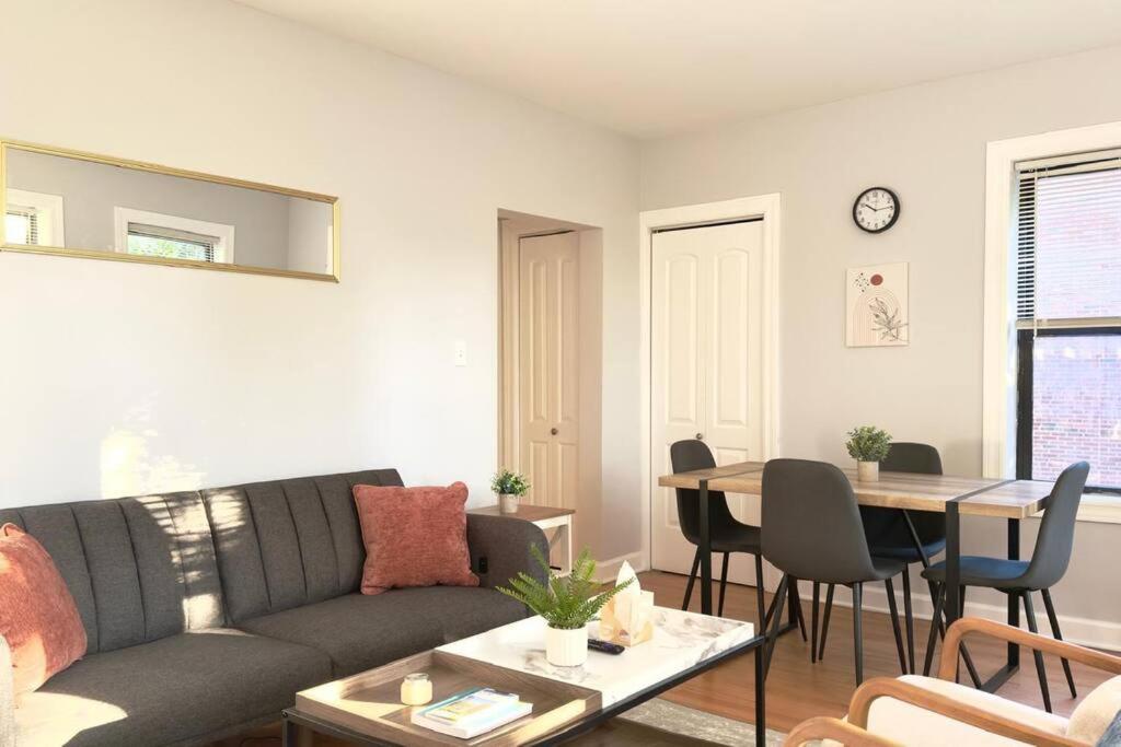 1br Retreat Cozy & Inviting Near Loyola Chicago