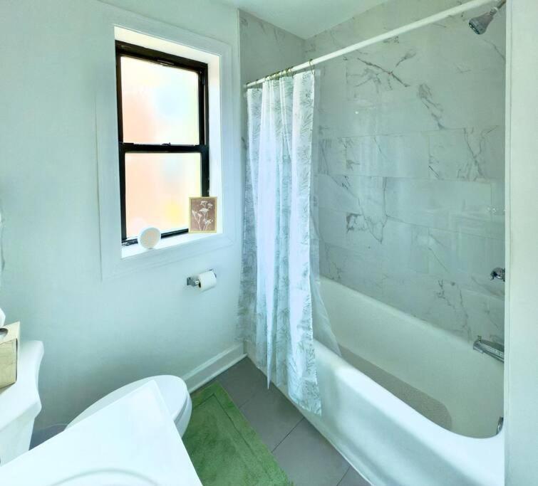 1br Retreat Cozy & Inviting Near Loyola Chicago