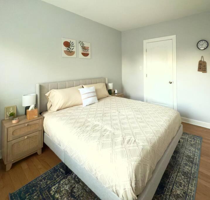 1br Retreat Cozy & Inviting Near Loyola
