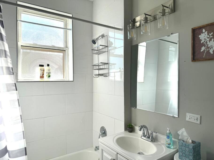 Vibrant 1br Explore Chicago's Hidden Gems Apartamento