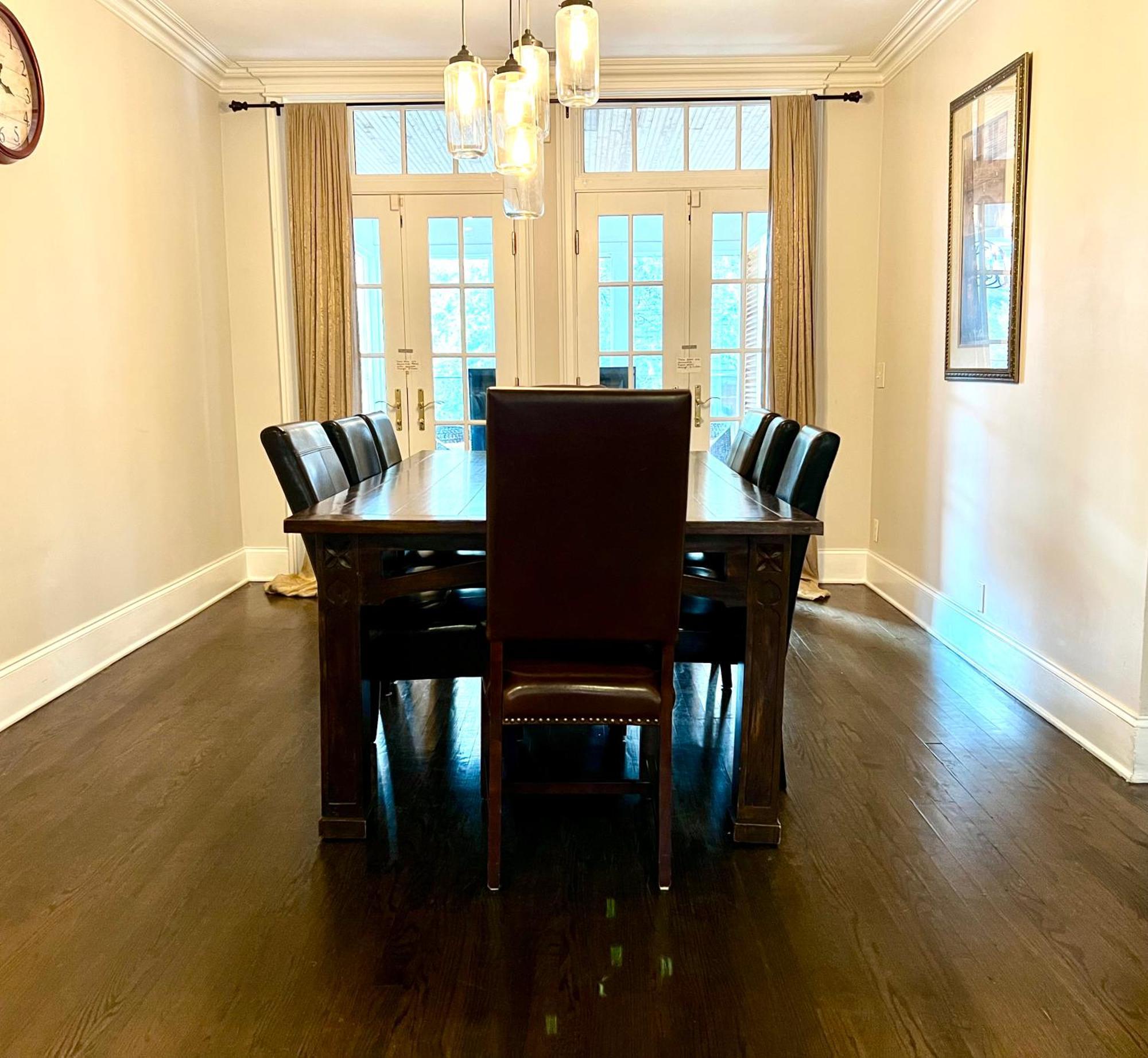 5 Bedroom Huge House In Location Parking Fireplace Back Yard Hébergement de vacances
