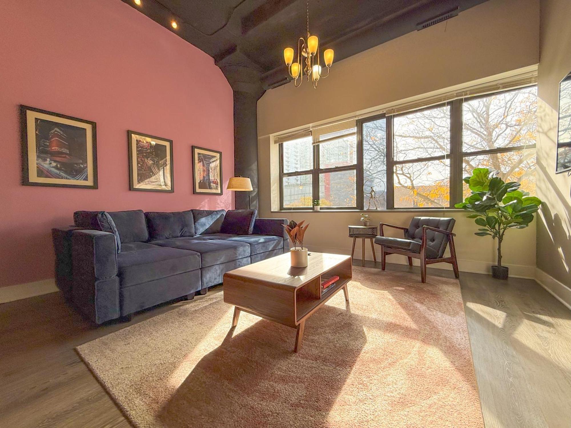 Mccormick Place Huge 2Br Cozy Loft Suite With Optional Parking Sleeps 8 Near Soldier Field And Grant Park Apartment *