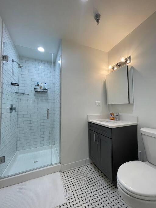 Flexible Choices & Modern Amenities ! Apartment