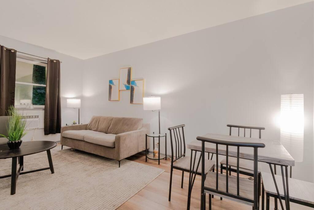 1br Gem In Prime, Vibrant Location Walk To Dining