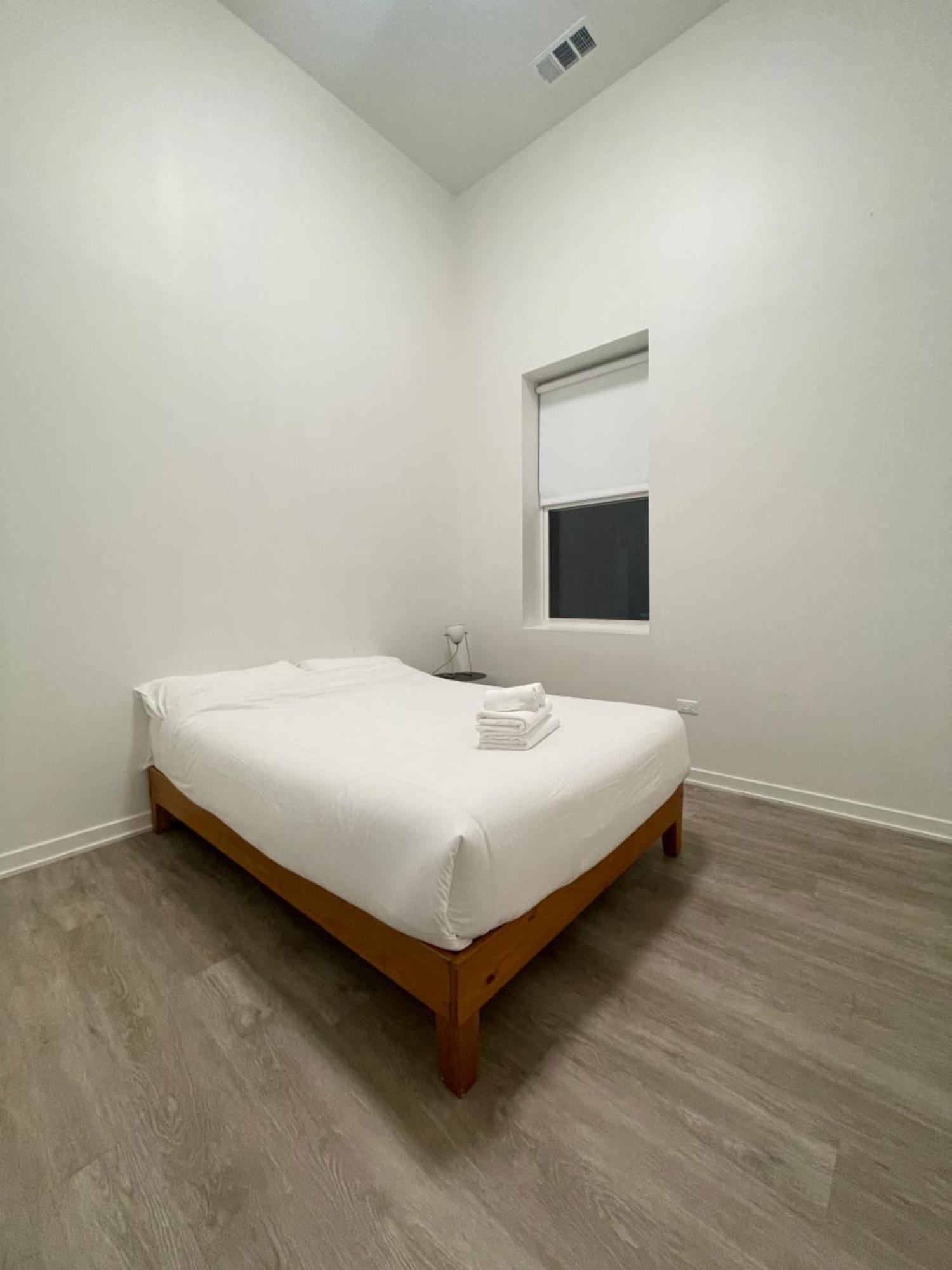 Charming Shared In Prime Location, 1 Bedroom And 1 Bathroom