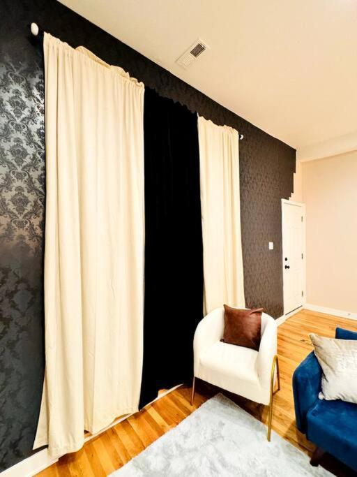 Apartment Chic Safari Haven - 2 Bd\2 Ba - Sleeps 8 *