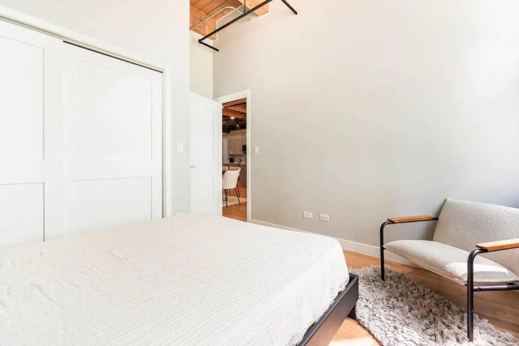201loft Downtown Spacious Loft Sleeps 10 *