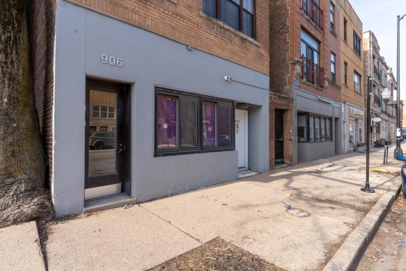 Apartment Ukrainian Village 2br Modern D1