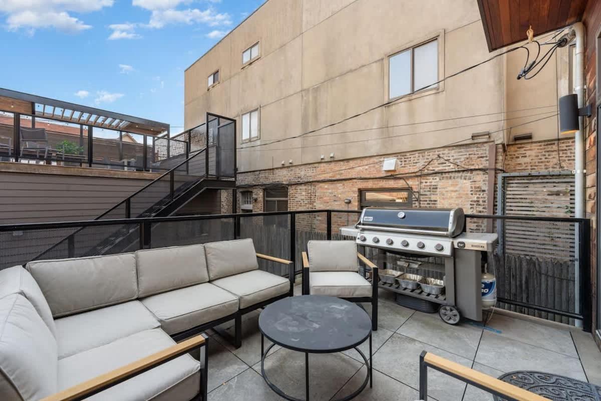 Holiday home Stunning 5br In Heart Of With 2 Rooftops Chicago