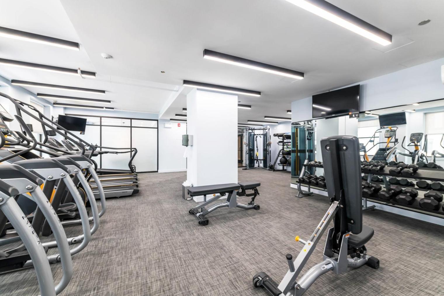 Apartamento Loop 1br W Gym Roofdeck Nr Financial District Chi-201 *