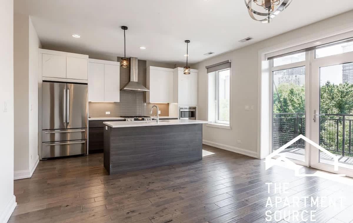 Designer 1 Free Parking Apartment *