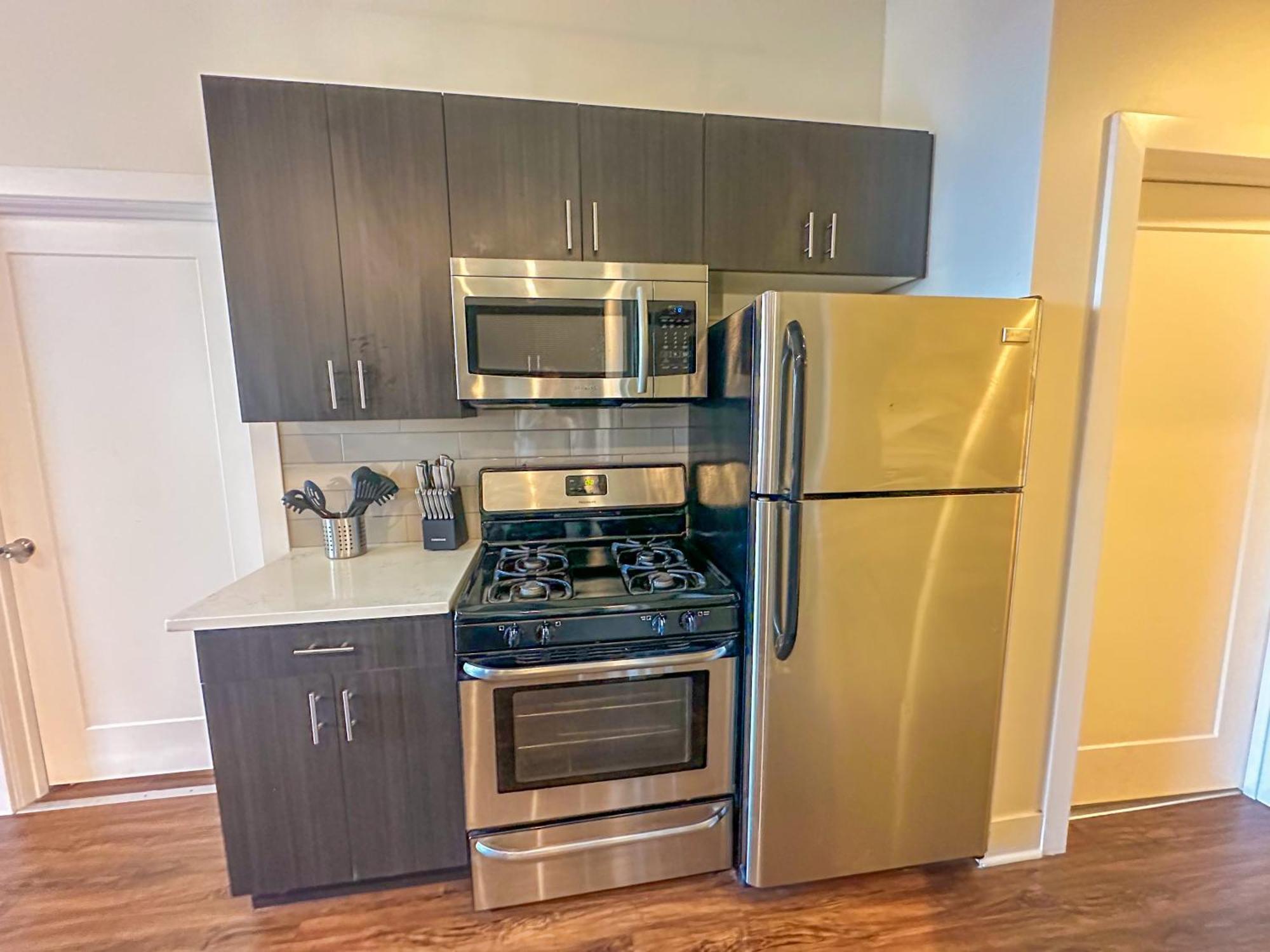 Cozy 3br Modern With Optional Parking Near Mccormick Place, Museum Campus And Soldier Field *