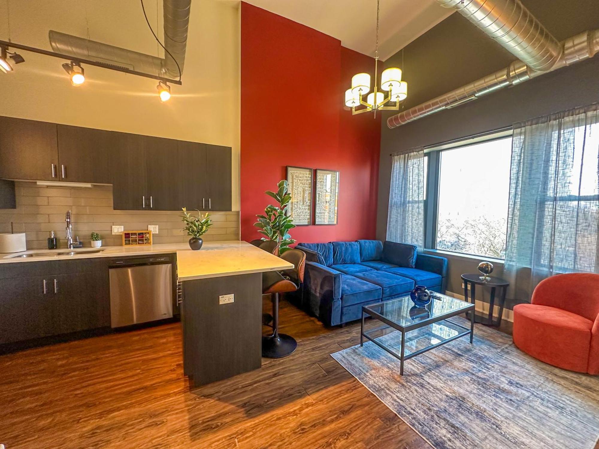 Cozy 3br Modern With Optional Parking Near Mccormick Place, Museum Campus And Soldier Field Apartment *