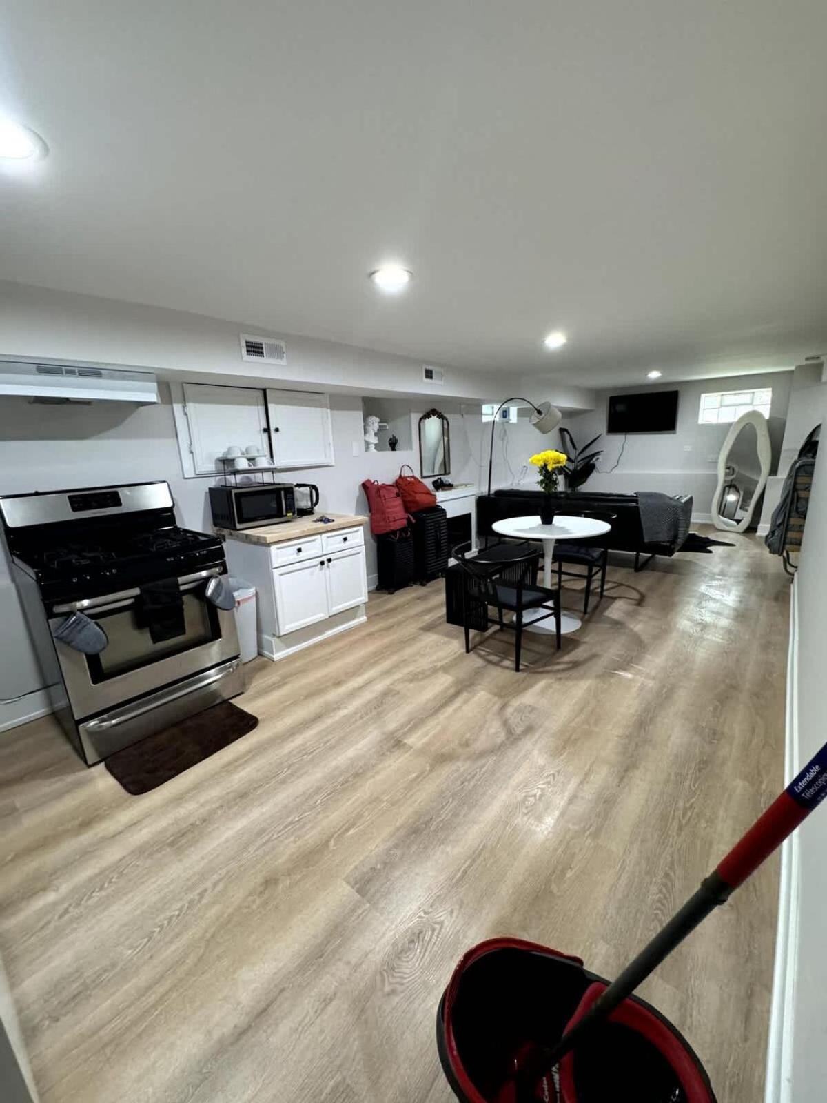 Budget-friendly Getaway Apartment Chicago