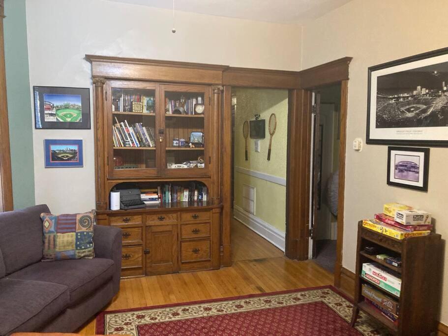 Large With King Bed In The Lakeview - 3a Bed & Breakfast Chicago