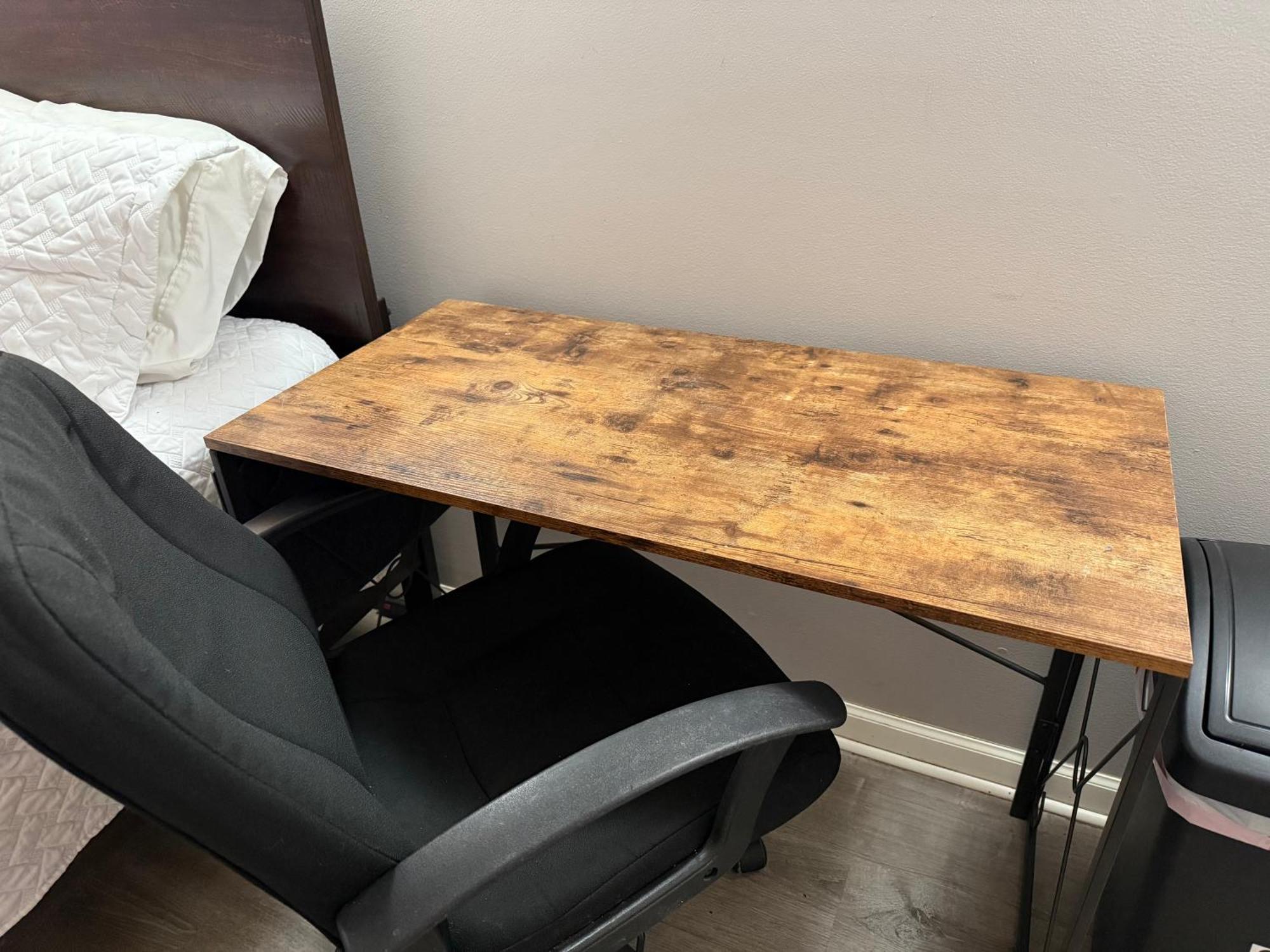 Homestay Close To Downtown - Free Parking *