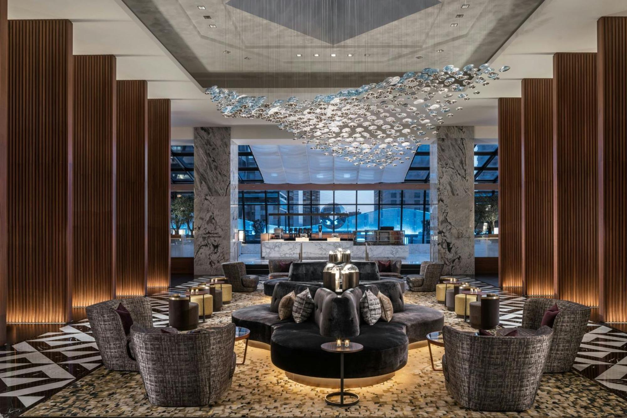 The Ritz-carlton, Hotel 5*