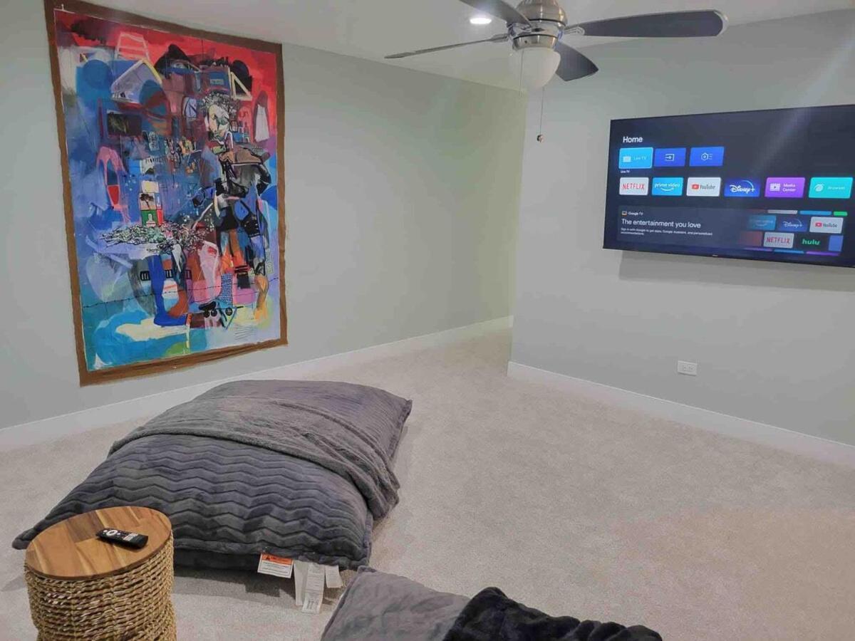 Casa de Férias Modern Townhouse With Contemporary African Art Chicago