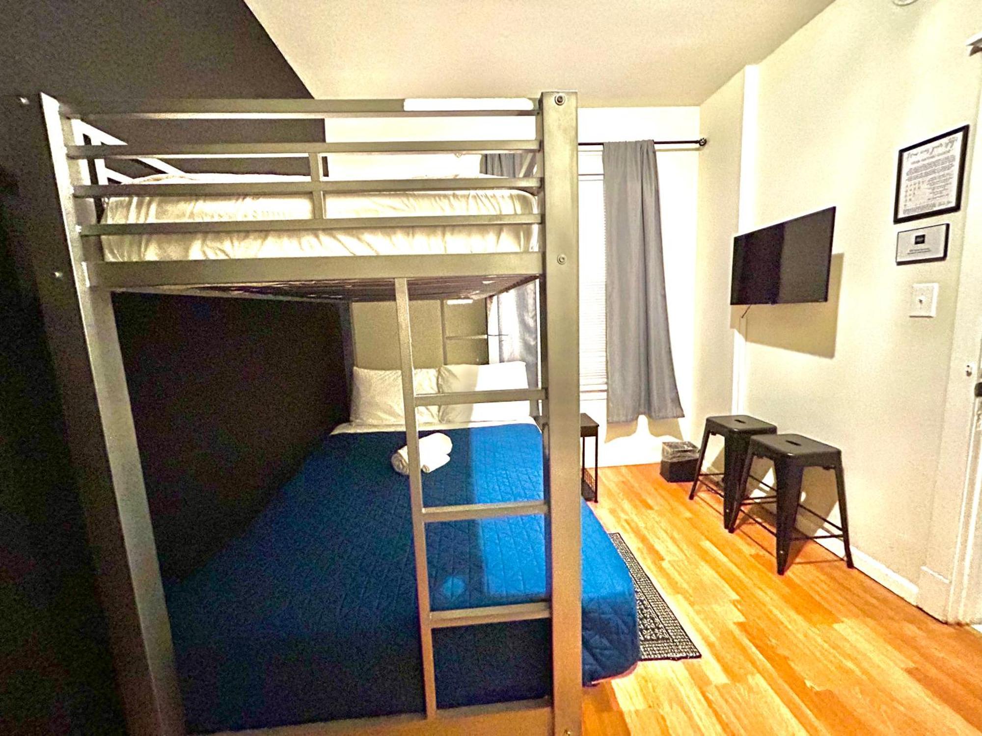 Stay Chicago Chicago