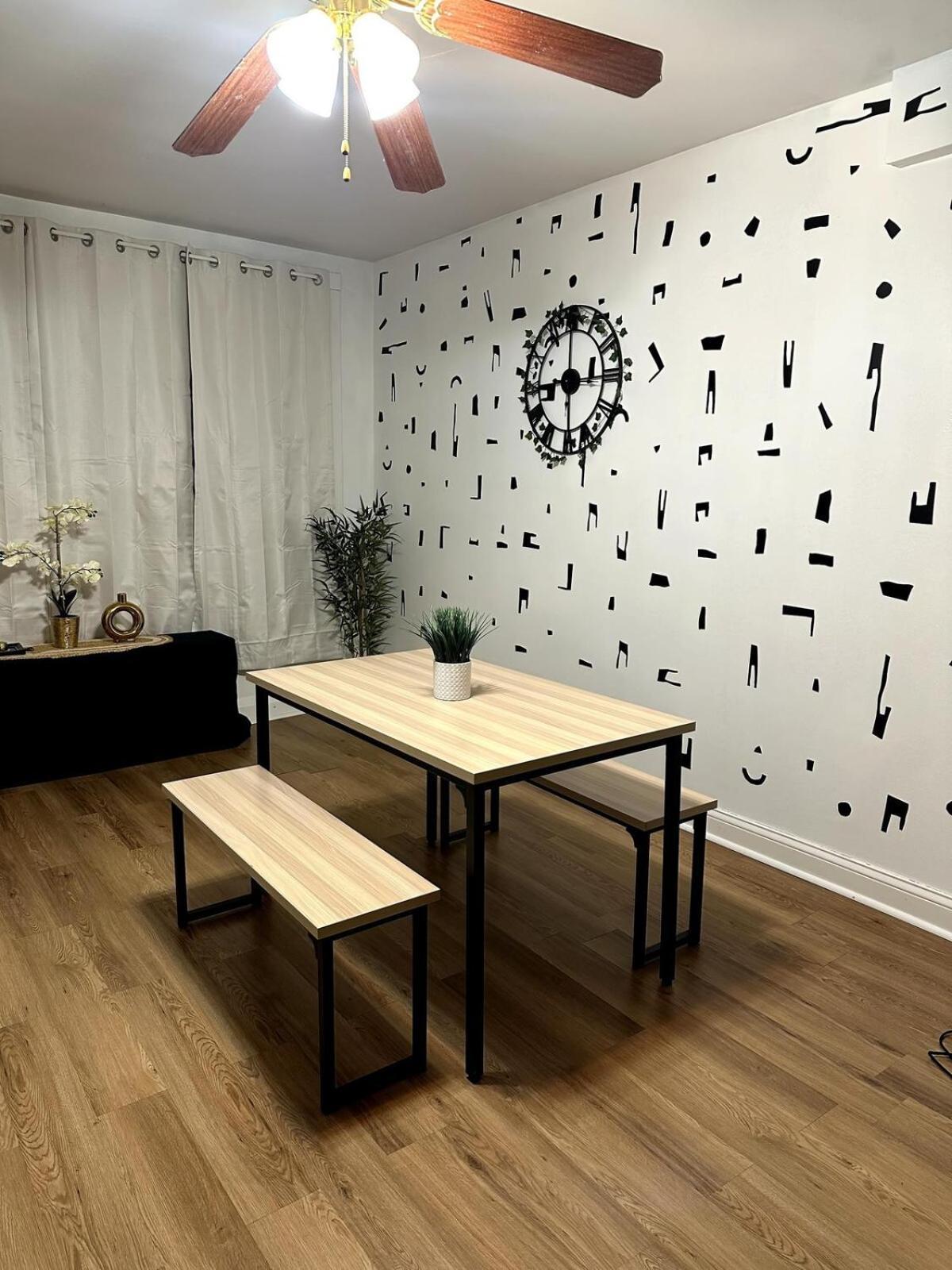 Comfy & Modern 3 Bedroom I Med District I Free Parking O Chicago