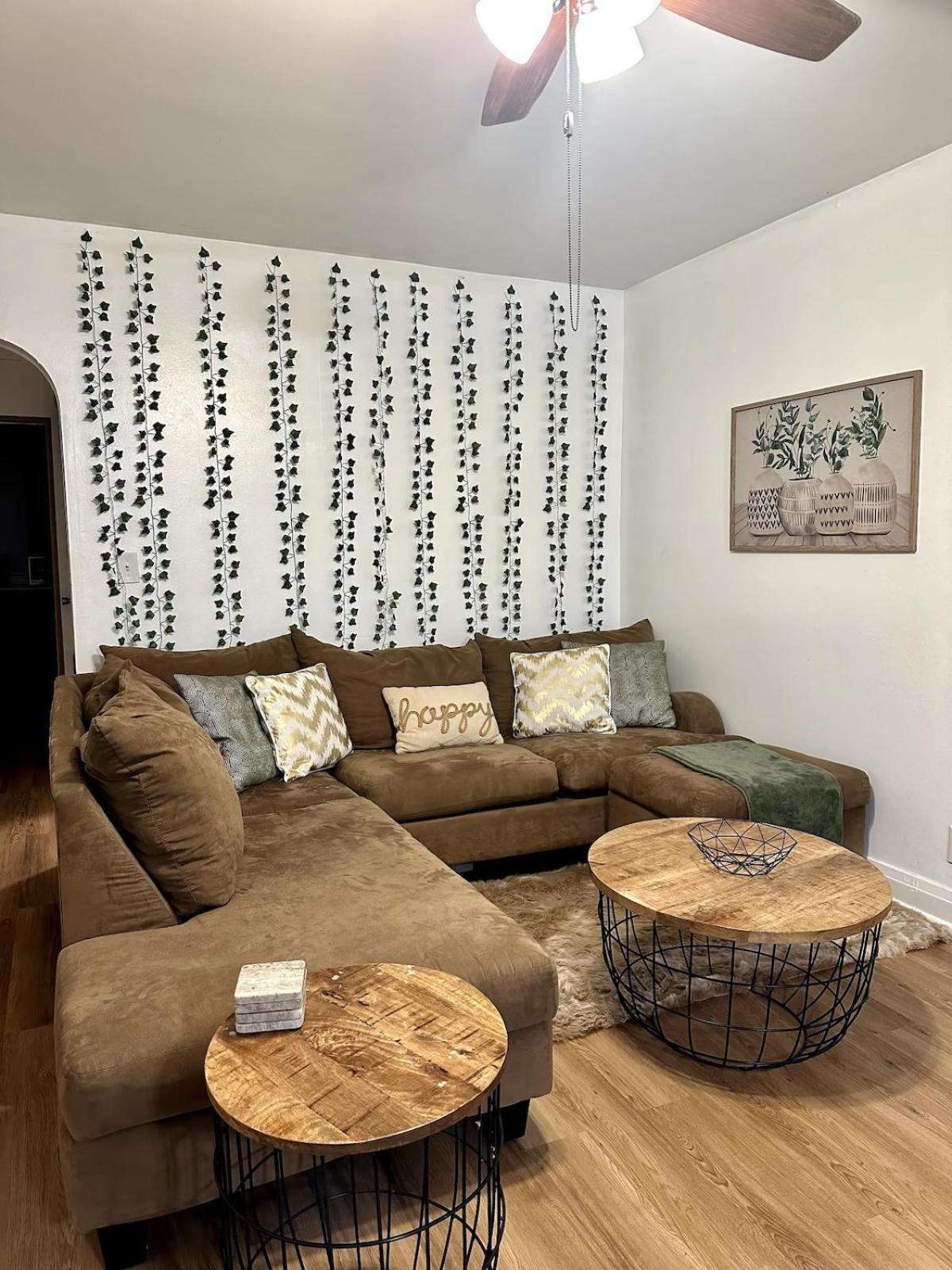 Comfy & Modern 3 Bedroom I Med District I Free Parking O * Chicago