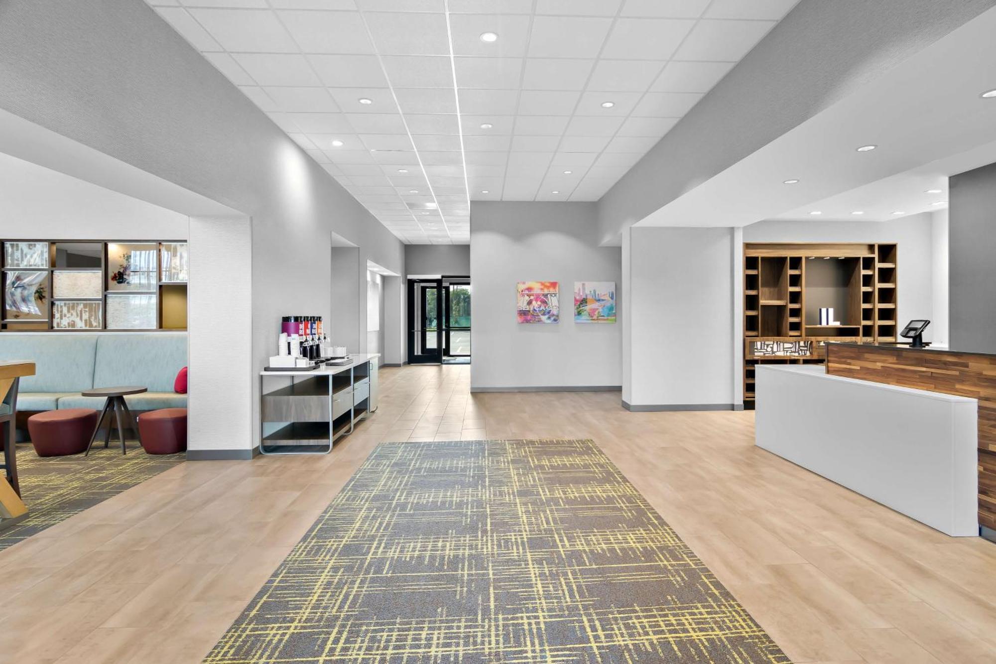 Hotel Hampton & Medical District Uic 3*