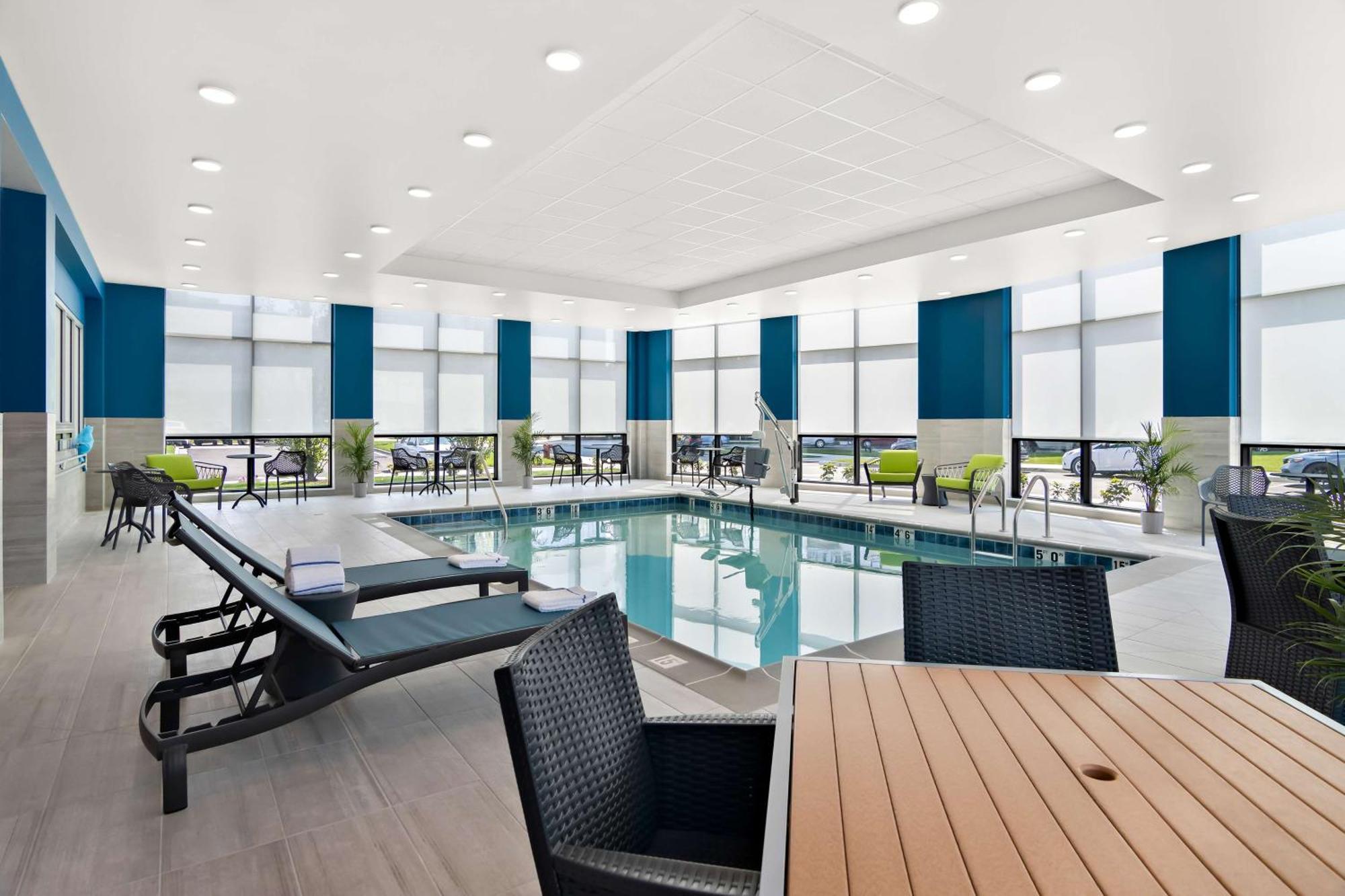 Hampton & Medical District Uic Hotel